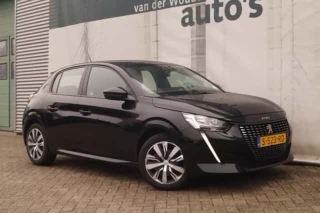 Peugeot 208 (2023) thumbnail 4