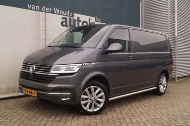 Volkswagen Transporter (2020) thumbnail 3