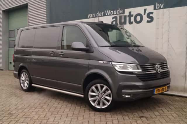 Volkswagen Transporter (2020) thumbnail 4