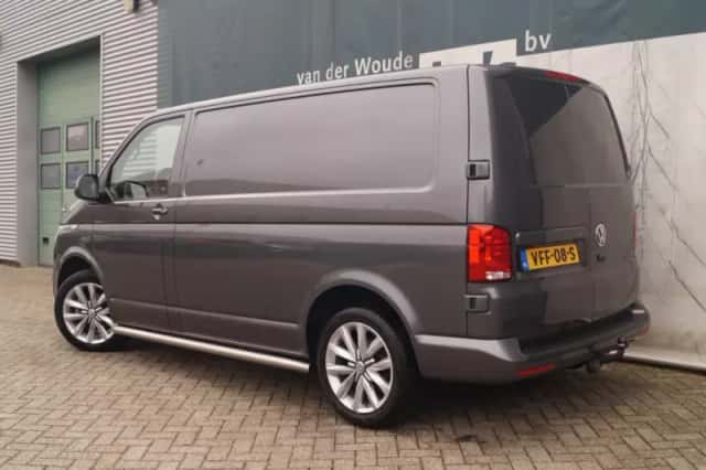 Volkswagen Transporter (2020) thumbnail 5