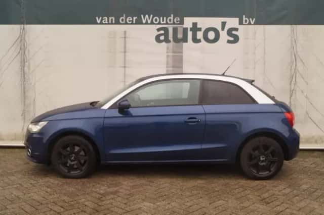 Audi A1 (2010) thumbnail 1