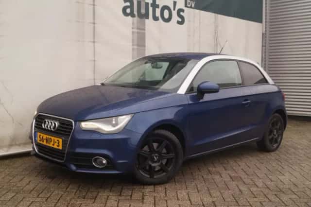 Audi A1 (2010) thumbnail 2