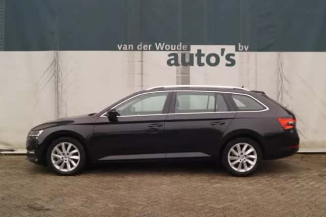 Škoda Superb (2022) thumbnail 1