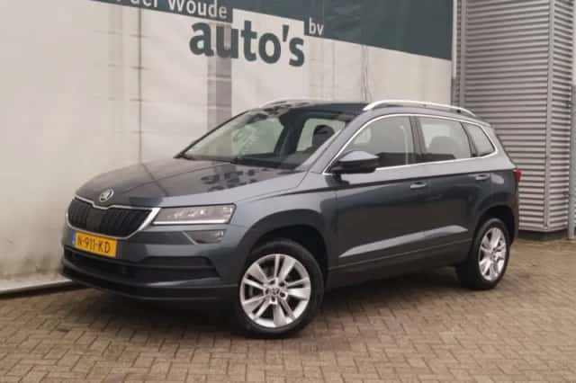 Škoda Karoq (2021) thumbnail 3