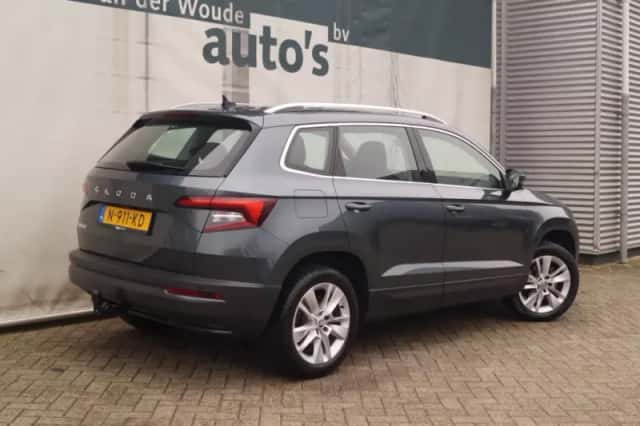 Škoda Karoq (2021) thumbnail 5