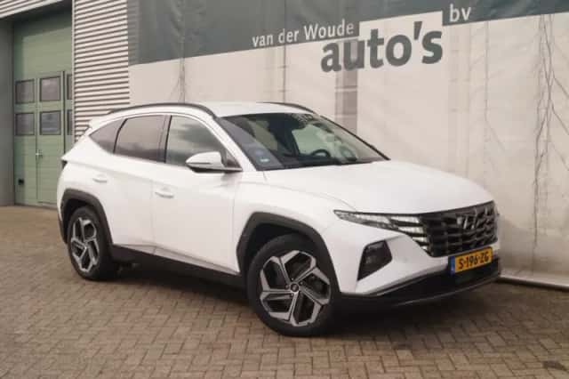Hyundai Tucson (2023) thumbnail 4