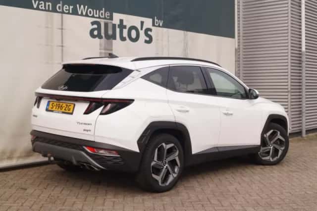Hyundai Tucson (2023) thumbnail 5