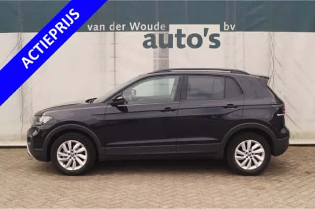 Volkswagen T-Cross (2023) thumbnail 1
