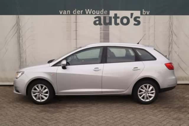 SEAT Ibiza (2015) thumbnail 1