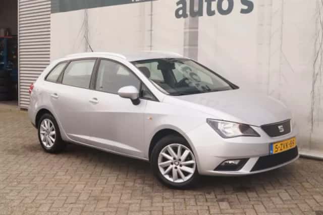 SEAT Ibiza (2015) thumbnail 4