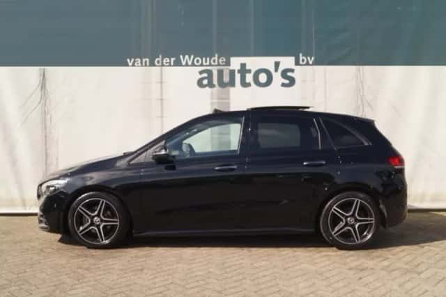 Mercedes-Benz B-Klasse (2022) thumbnail 1