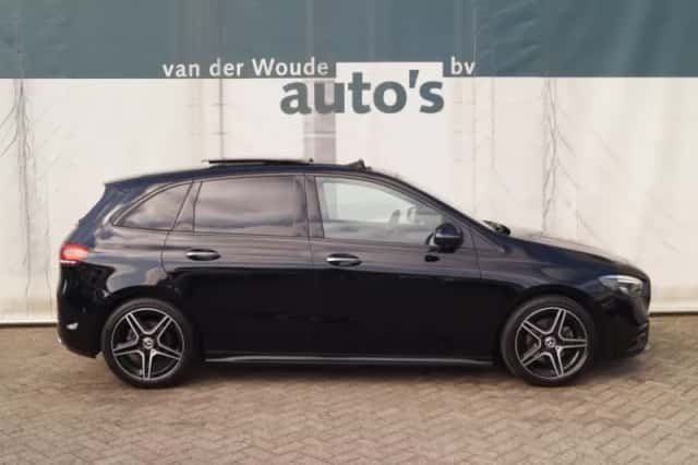 Mercedes-Benz B-Klasse (2022) thumbnail 2