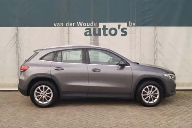 Mercedes-Benz GLA-Klasse (2022) thumbnail 2