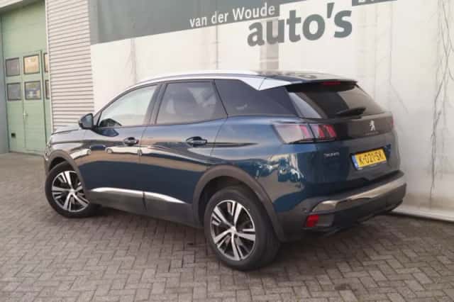 Peugeot 3008 (2021) thumbnail 6