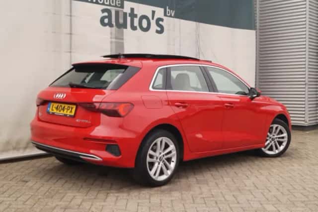 Audi A3 (2021) thumbnail 5