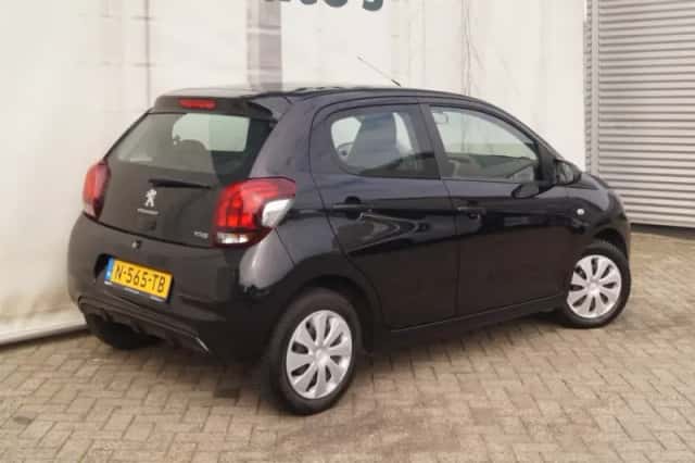 Peugeot 108 (2022) thumbnail 5