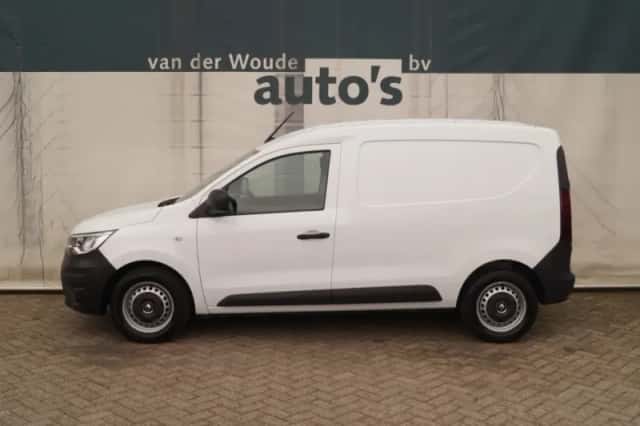 Renault Express (2023) thumbnail 1