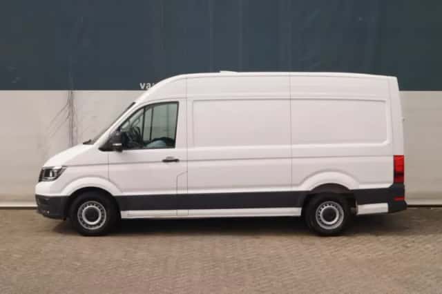 Volkswagen Crafter (2020) thumbnail 1