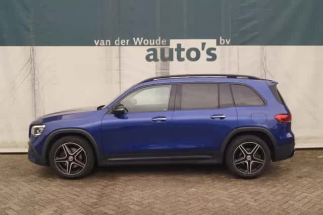 Mercedes-Benz GLB-Klasse (2022) thumbnail 1