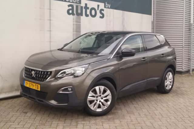 Peugeot 3008 (2018) thumbnail 3