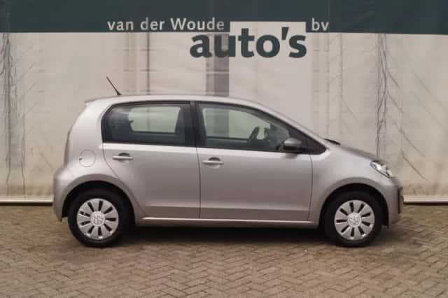 Volkswagen Up! (2023) thumbnail 2