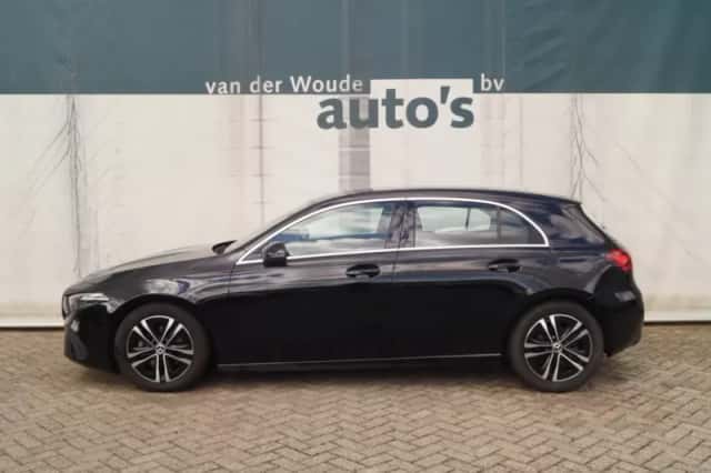 Mercedes-Benz A-Klasse (2023) thumbnail 1