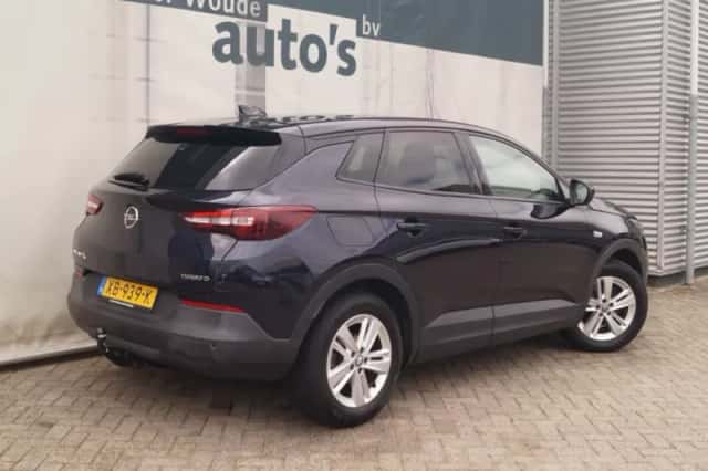 Opel Grandland (2018) thumbnail 5