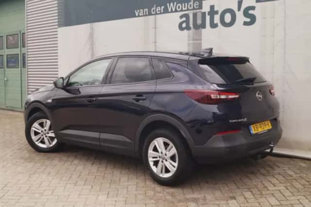 Opel Grandland (2018) thumbnail 6