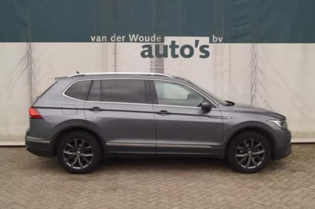 Volkswagen Tiguan All-Space (2023) thumbnail 2
