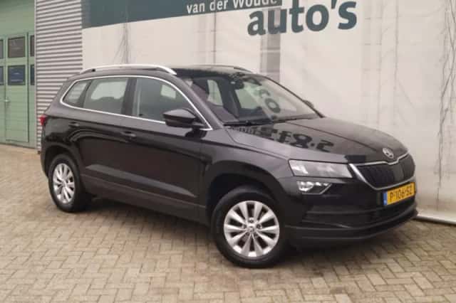 Škoda Karoq (2021) thumbnail 4