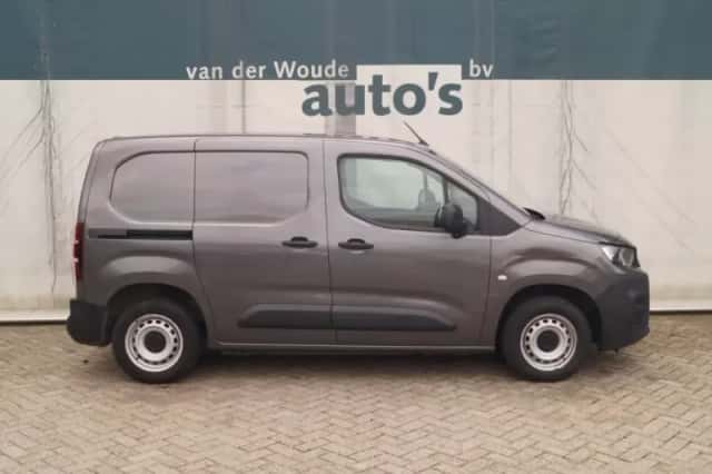Peugeot Partner (2021) thumbnail 2