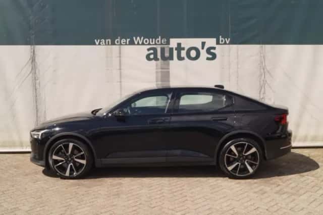 Polestar 2 (2021) thumbnail 1