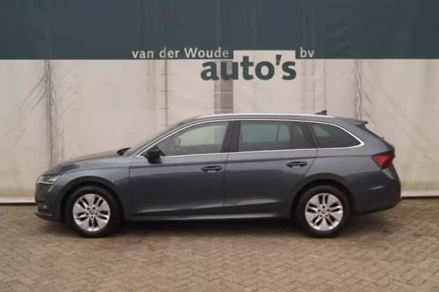 Škoda Octavia (2020) thumbnail 1