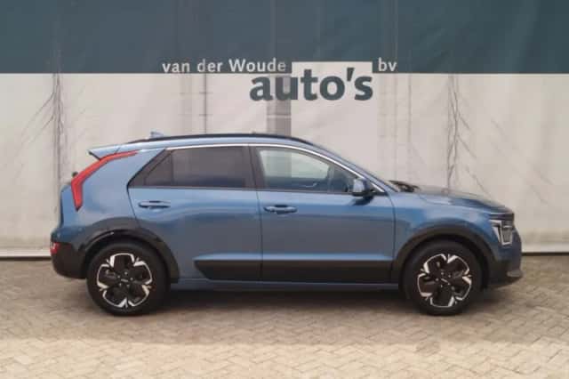 Kia Niro EV (2024) thumbnail 2