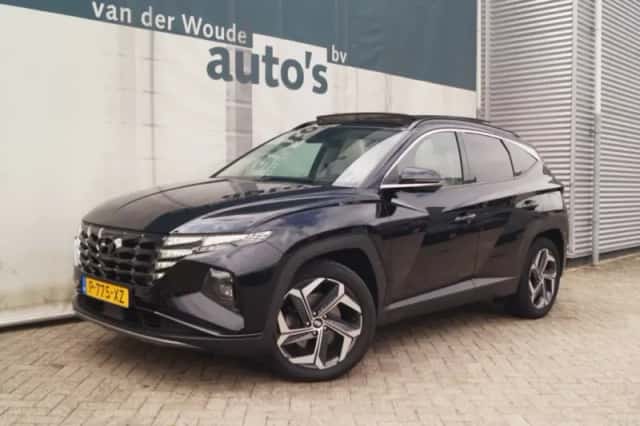 Hyundai Tucson (2022) thumbnail 3