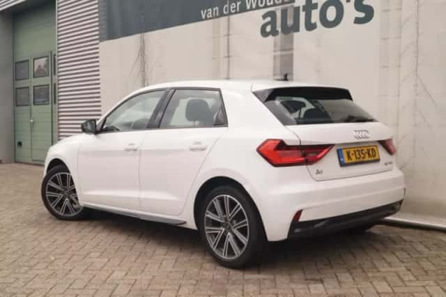 Audi A1 (2021) thumbnail 6