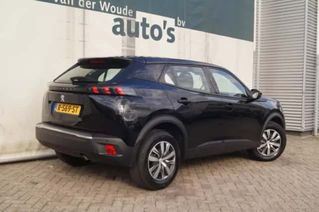 Peugeot 2008 (2022) thumbnail 5