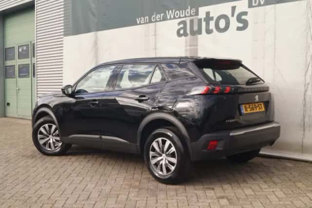 Peugeot 2008 (2022) thumbnail 6
