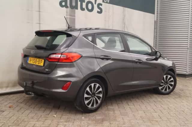 Ford Fiesta (2022) thumbnail 5