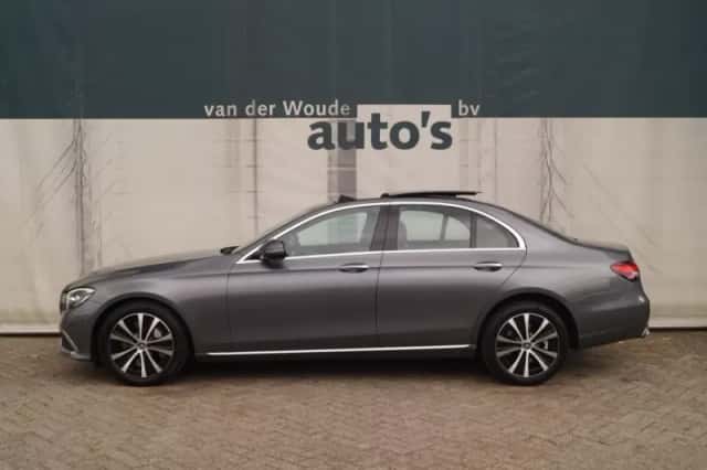 Mercedes-Benz E-Klasse (2022) thumbnail 1