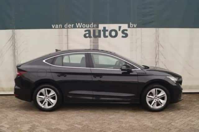 Škoda Enyaq (2023) thumbnail 2