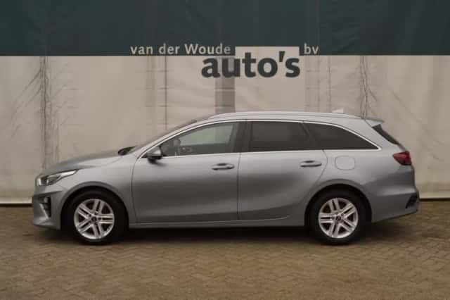 Kia Ceed (2019) thumbnail 1