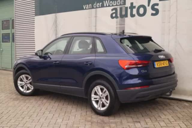 Audi Q3 (2022) thumbnail 6