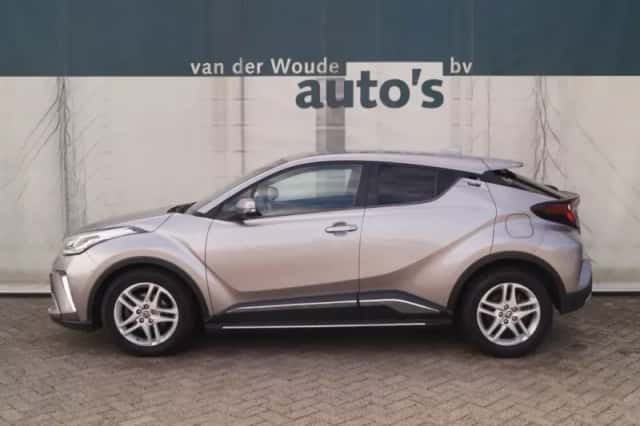 Toyota C-HR (2021) thumbnail 1