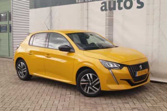 Peugeot 208 (2022) thumbnail 4