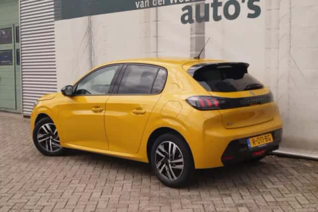 Peugeot 208 (2022) thumbnail 6