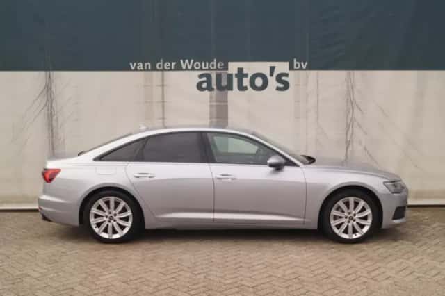 Audi A6 (2021) thumbnail 2