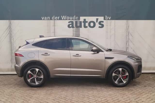 Jaguar E-Pace (2021) thumbnail 2