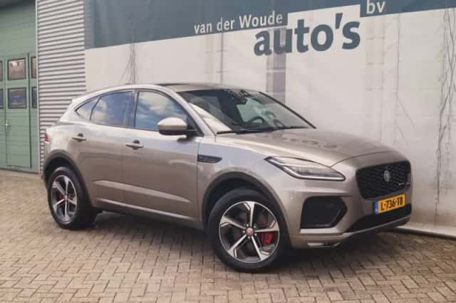 Jaguar E-Pace (2021) thumbnail 4