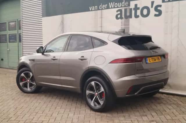 Jaguar E-Pace (2021) thumbnail 6